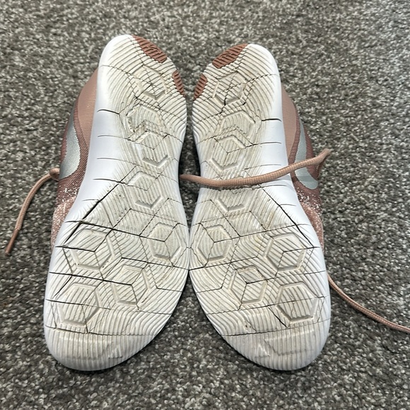 Nike frees - Picture 3 of 3